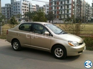 Toyota PLATZ 2000