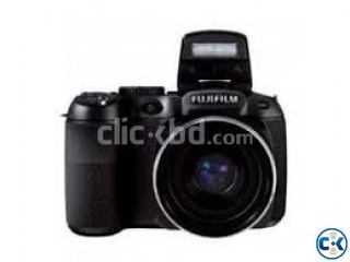 Fuji Flim Finepix S2995 14megapixel 18x zoom