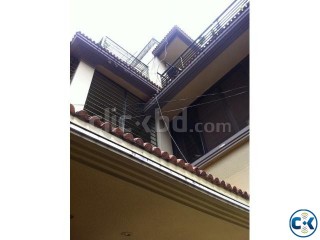 House on 2 katha land in Dhanmondi