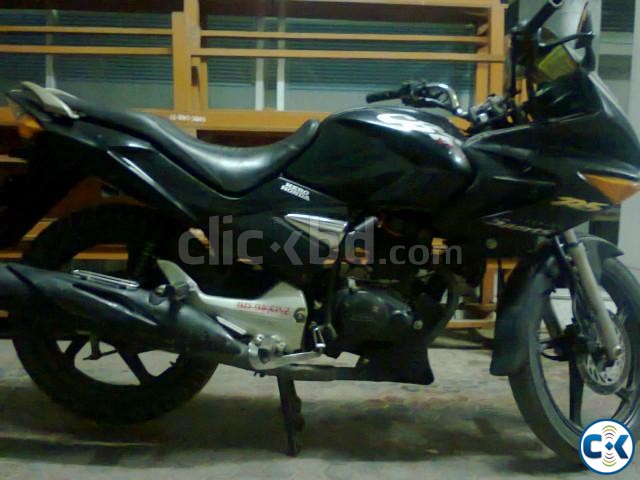 super fresh CBZ XTREME with Karizma kit large image 0