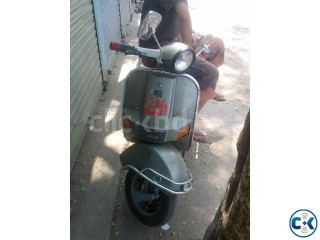 Bajaj Chetak Vespa