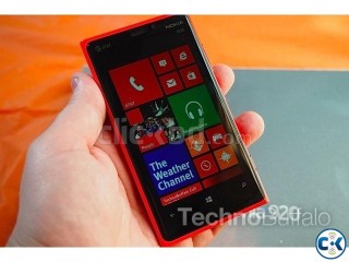 Nokia Lumia 920 with box