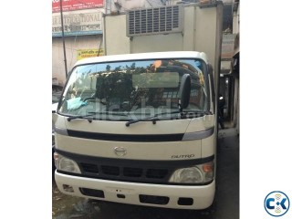 Hino freezer 4 ton dual chamber 2006