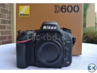 Nikon D600 FX Digital SLR Camera For sale