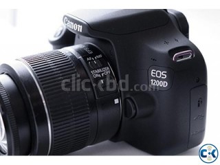Canon EOS 1200D With 18-55mm IS II