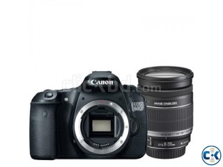 Canon Eos 60D with 18-55mm IS II Lens