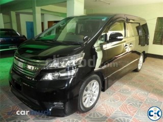 Luxurious Automobile Toyota Vellfire