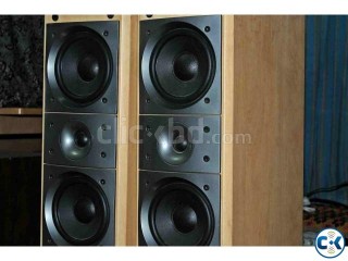 PIONEER FRESH HIGH END 3 WAY LUXURY TOWER SPEAKER SYSTEM.