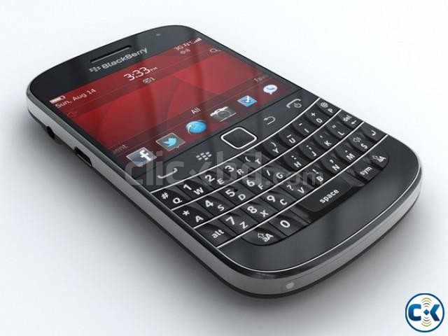 Brand New BLACKBERRY BOLD 9900 large image 0