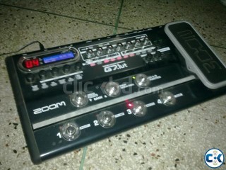 Guitar processor Zoom G7.1ut for sale. Call 01681563953