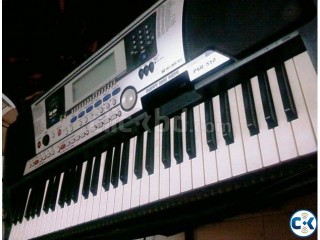 Yamaha Tyros5 61-Key Arranger Workstation 61-Key Pro Arrang