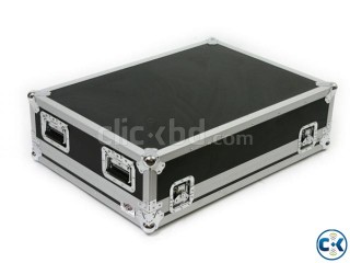 20 chanal mixer flight case