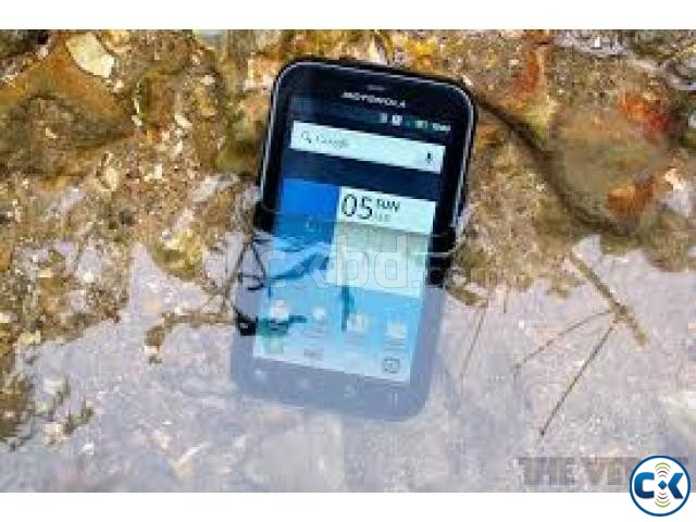 sl xchange motorola defy water proof fresh large image 0