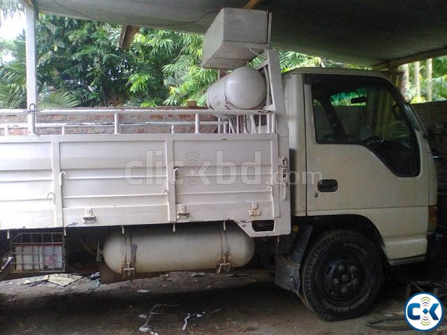 Delivery van Isuzu Motor Limited large image 0