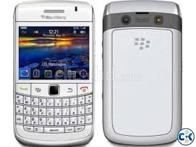 Blackberry Bold 9780 White urgent Sell  large image 0