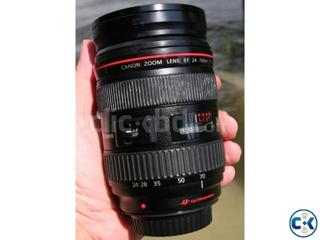Canon EF 24-70 f 2.8L up for sell in very good condition large image 0