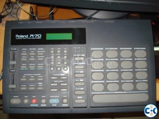 Roland R70 Drums Machine