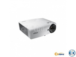 Vivitek D552 Projector 3000 Ansi Brand new