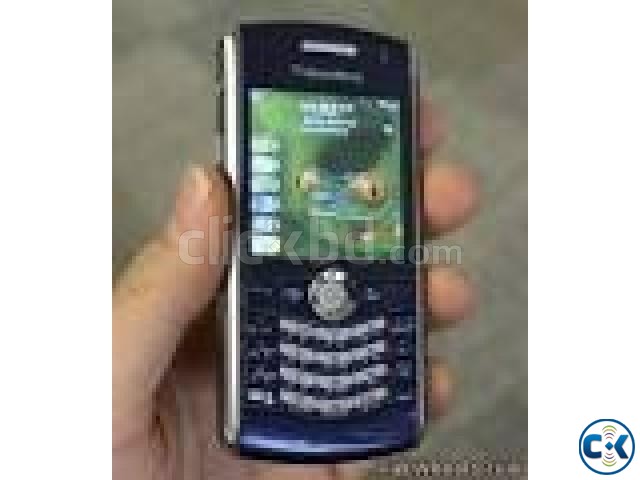 blackberry 8100 black with charger large image 0
