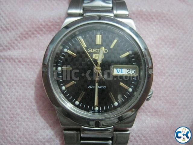 Seiko 5 watch for men black dial large image 0