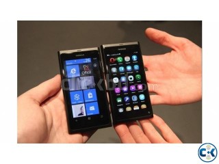 lumia 800 like new...frsh wid everything ...