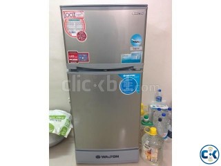 WALTON Fridge 8.5cft