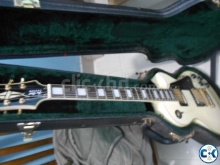 Epiphone Les Paul Custom with Hardcase