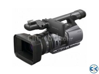 SONY DCR-VX2200 CAMCORDER