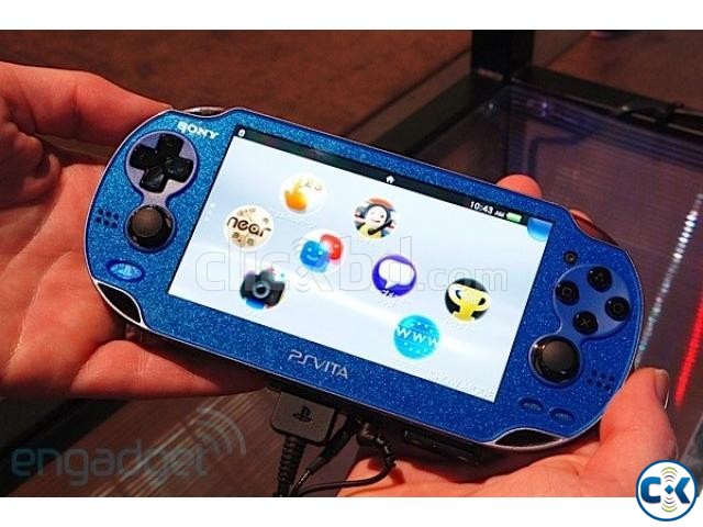 PSVITA with 8 gb memory 2 game large image 0