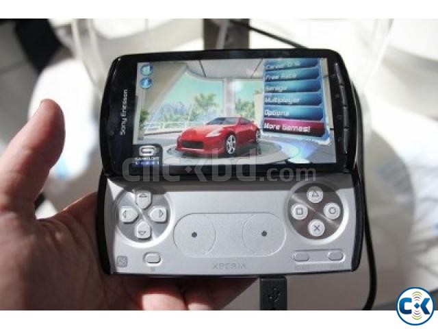 Sony Ericsson Xperia play large image 0