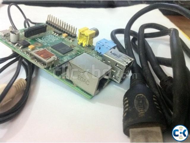 Raspberry Pi Model B Revision 2.0 large image 0