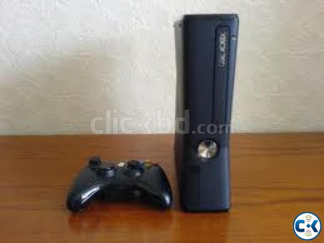 XBOX 360 4 GB Black fully fresh with original GTA V disc large image 0