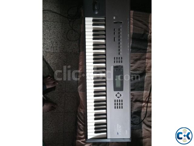 like new Korg n364 keyboard large image 0