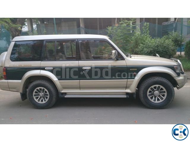 Mitsubishi Pajero V6 large image 0