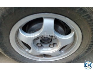Urgent sale Origial Japanese 13 inch rims with tyres