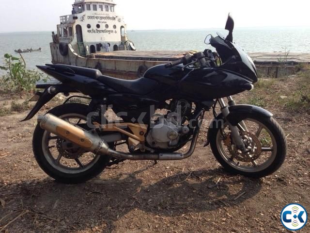 Pulsar 220 with auction paper large image 0