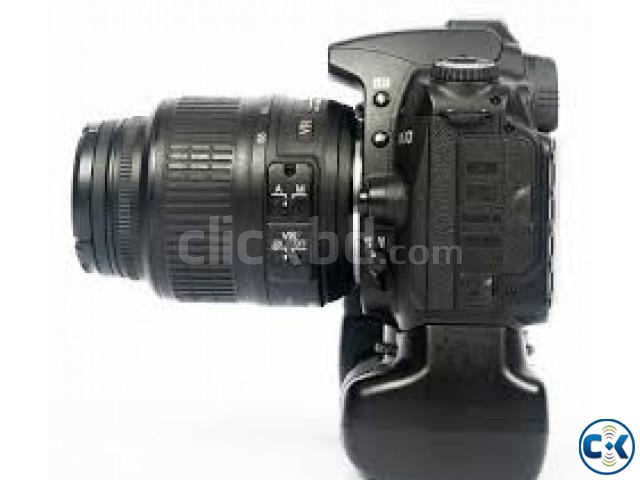 Nikon D90 MB-D80 Battery Grip and Nikkor 18-55mm VR lens large image 0