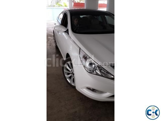 Hyundai Sonata Pearl - 2011 31-7 Serial large image 0