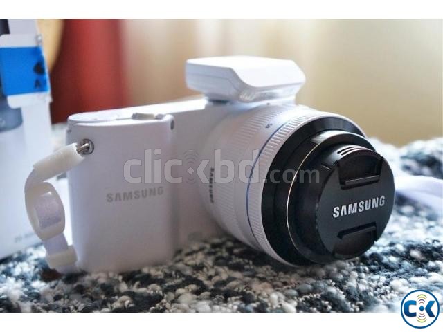 Samsung NX1000 20.3 MP Wifi HD Dslr large image 0