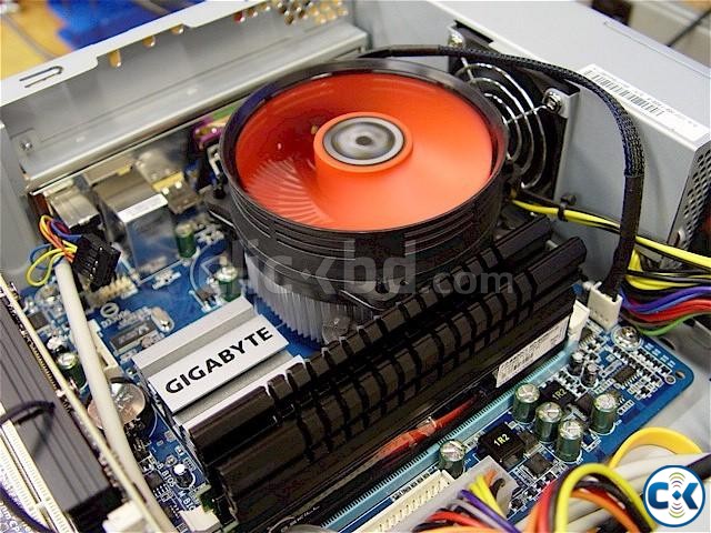 GIGABYTE GA G41M ES2L Motherboard with Box and all