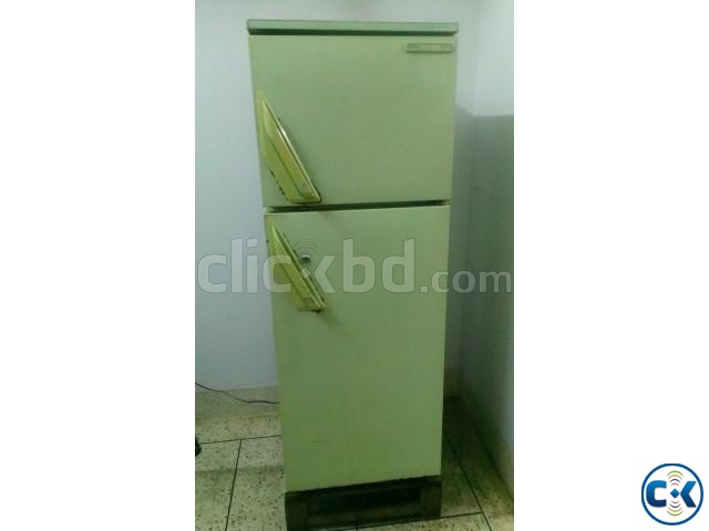 Hitachi 8.5 CFT fridge large image 0