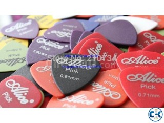 Smooth Nylon Guitar Picks