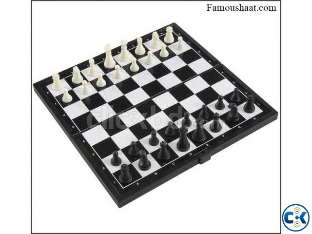 Magnetic Pocket Chess Board large image 0