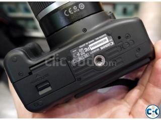 canon 650D japan 18-55lens battery grip lot more