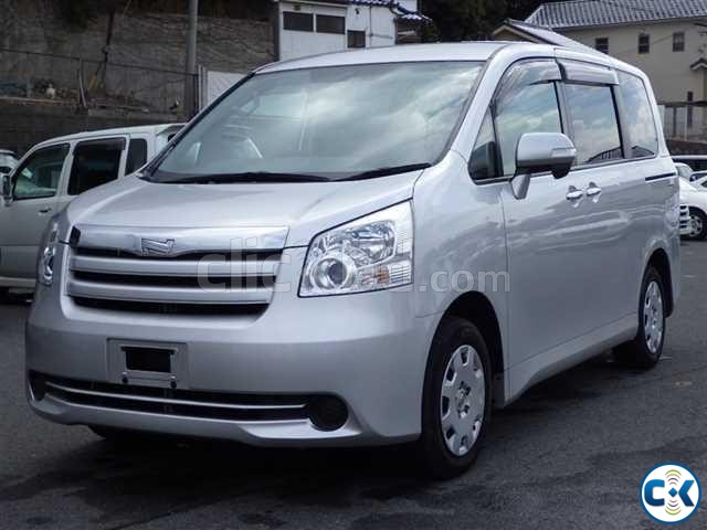 Toyota Noah X smart Ltd Silver color large image 0