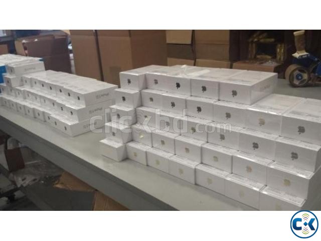 NEW Apple iPhone 6 Plus - 128GB Factory Unlocked large image 0