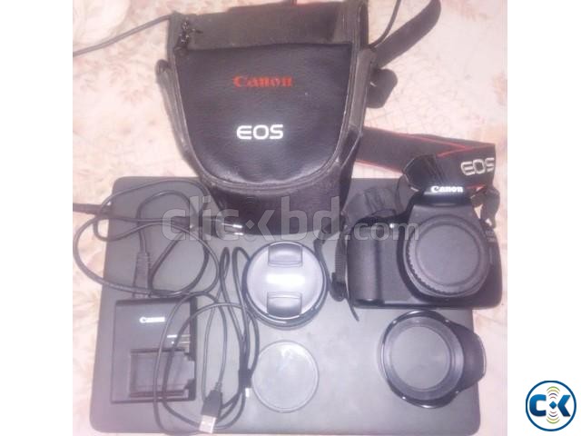 Canon 1200D With 18-55mm Kit Lens large image 0