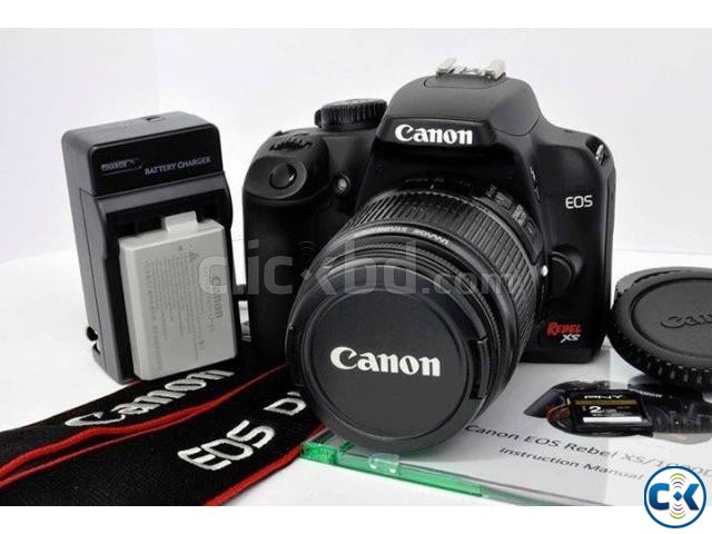 Brand New Canon Eos 5d Mark iii with Full kits and lence large image 0