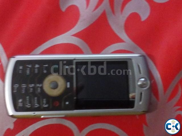 Motorola L7 steel made multimedia mobile large image 0