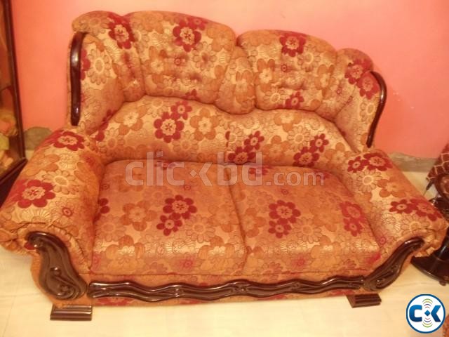 3 years used 5 seated wooden sofa set large image 0